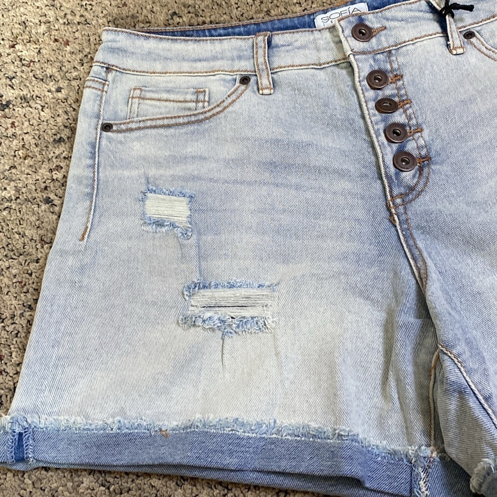 Sofia Jeans Sofia Vergara Lila Short Button Fly Distressed Jean Shorts Sz 10 NWT - Picture 2 of 9